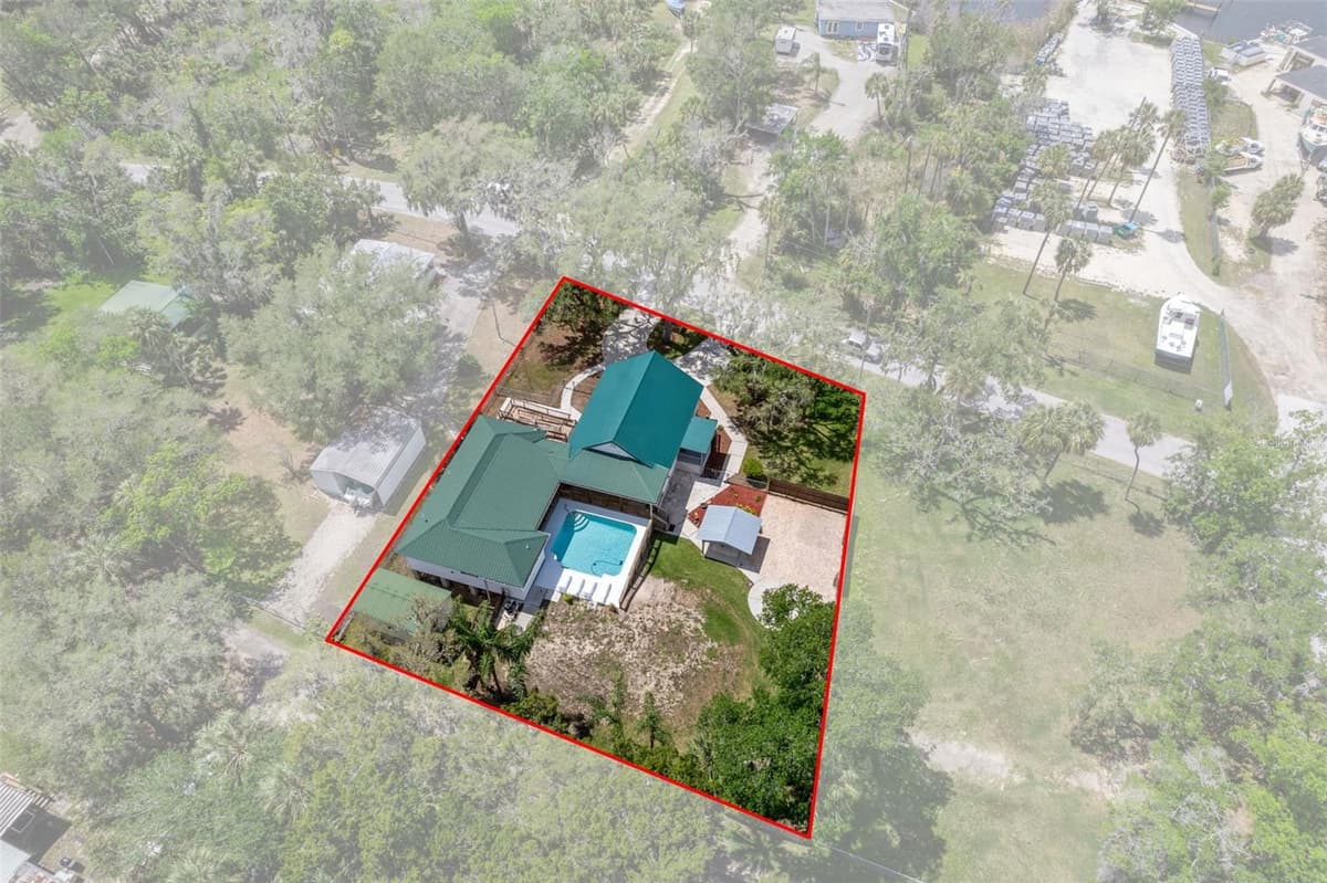 5447 BOULEVARD DRIVE — photo 4 of 74