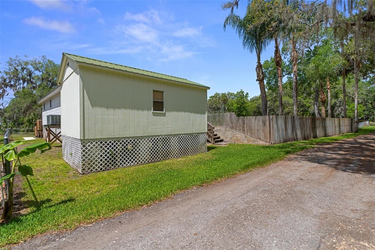 5447 BOULEVARD DRIVE — photo 63 of 74