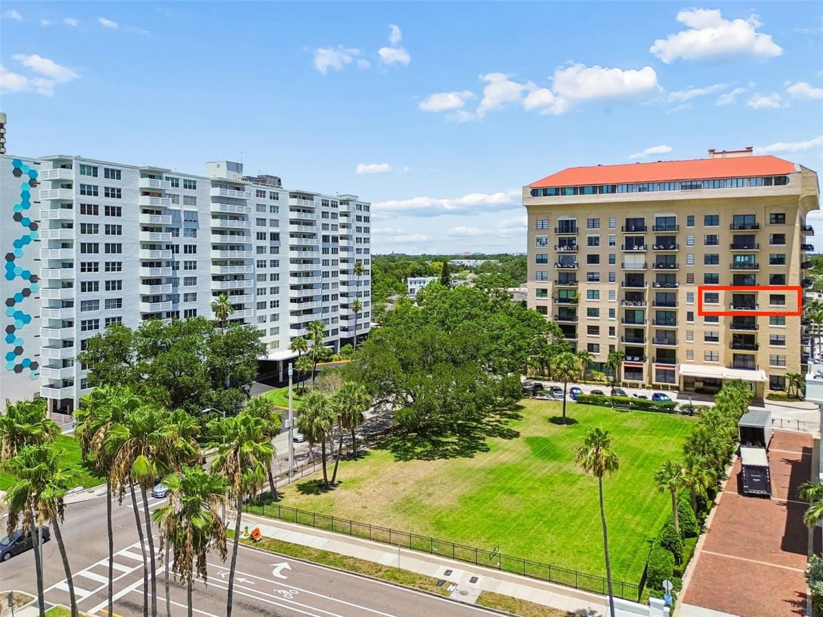 2109 BAYSHORE BOULEVARD — photo 19 of 20