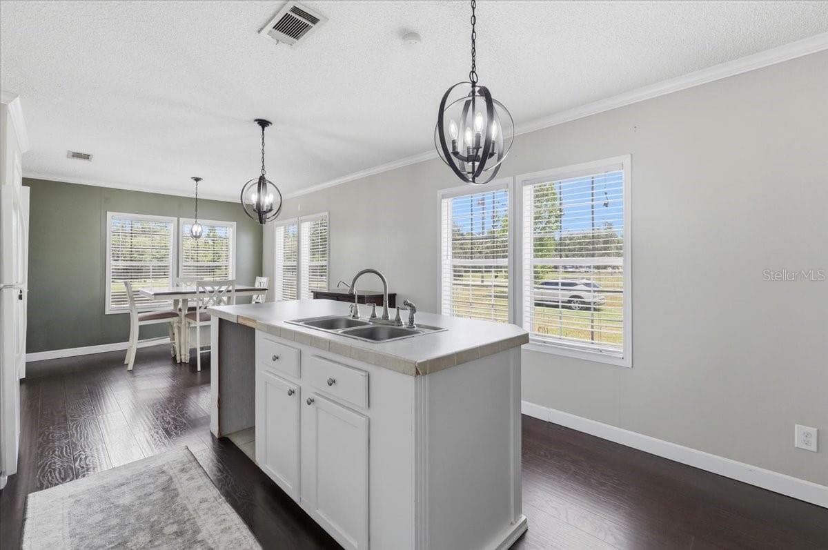 10724 PATHFINDER TRAIL — photo 15 of 51
