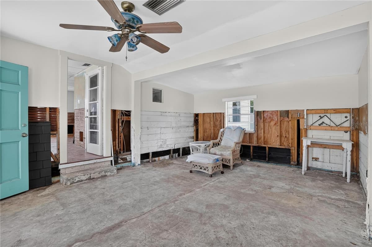 3050 DUPONT STREET — photo 22 of 37