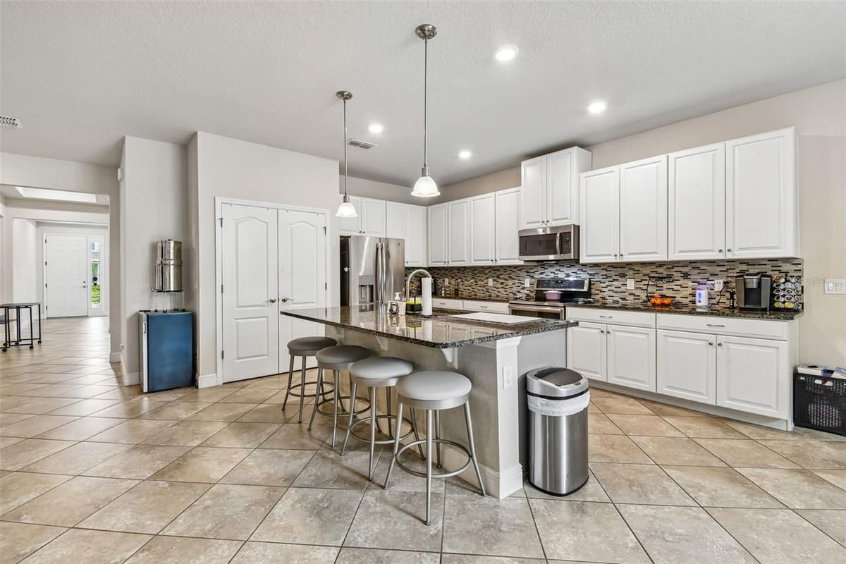 3758 HANWORTH LOOP — photo 2 of 56