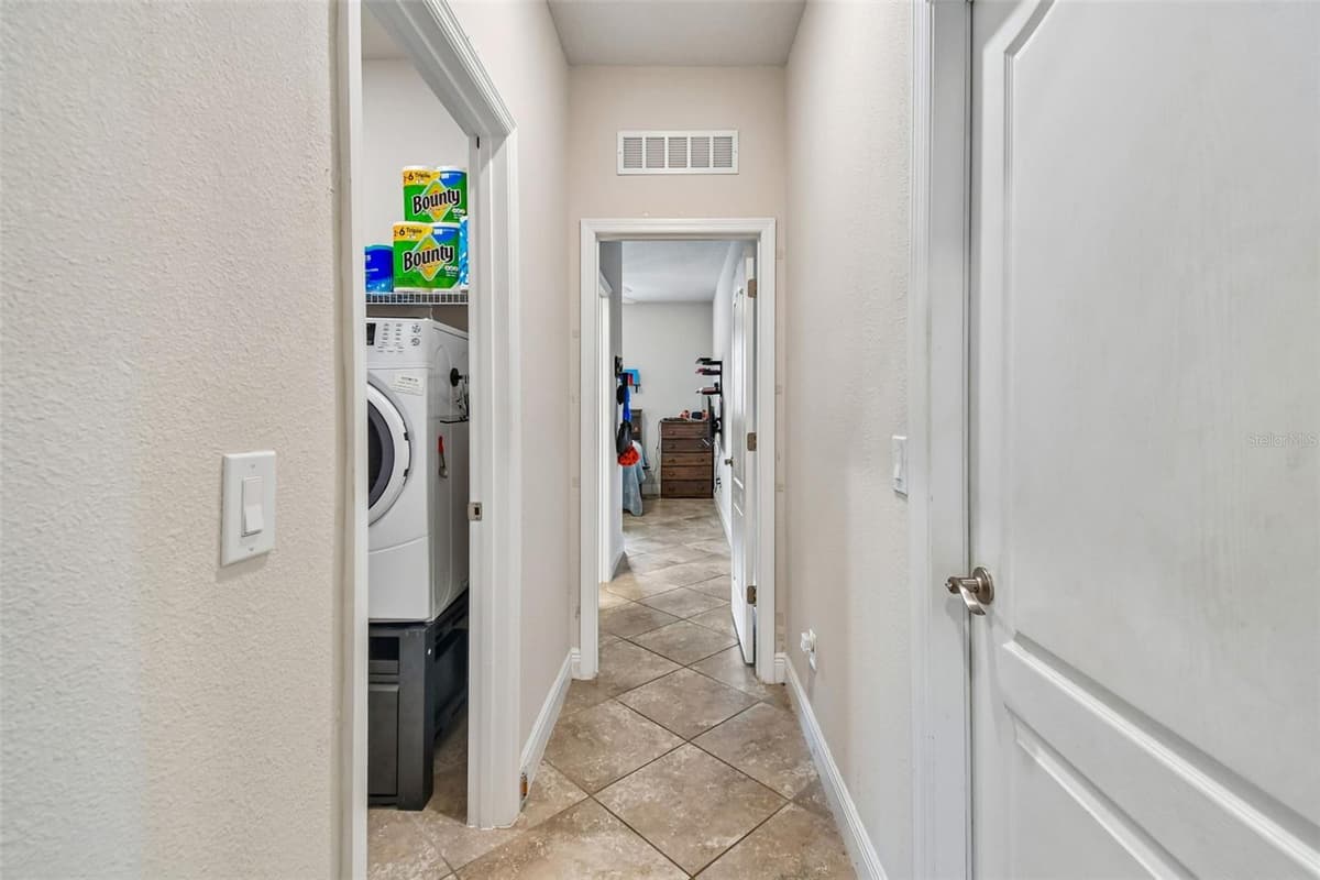 3758 HANWORTH LOOP — photo 47 of 56