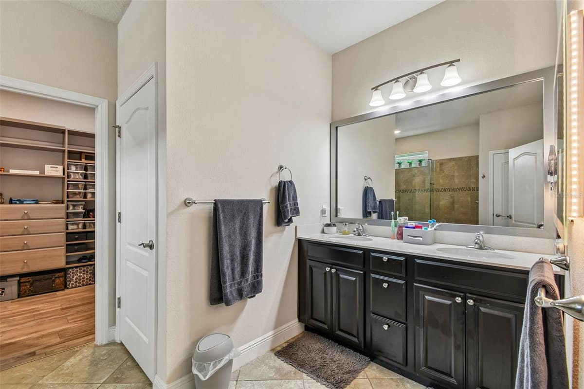 3758 HANWORTH LOOP — photo 25 of 56