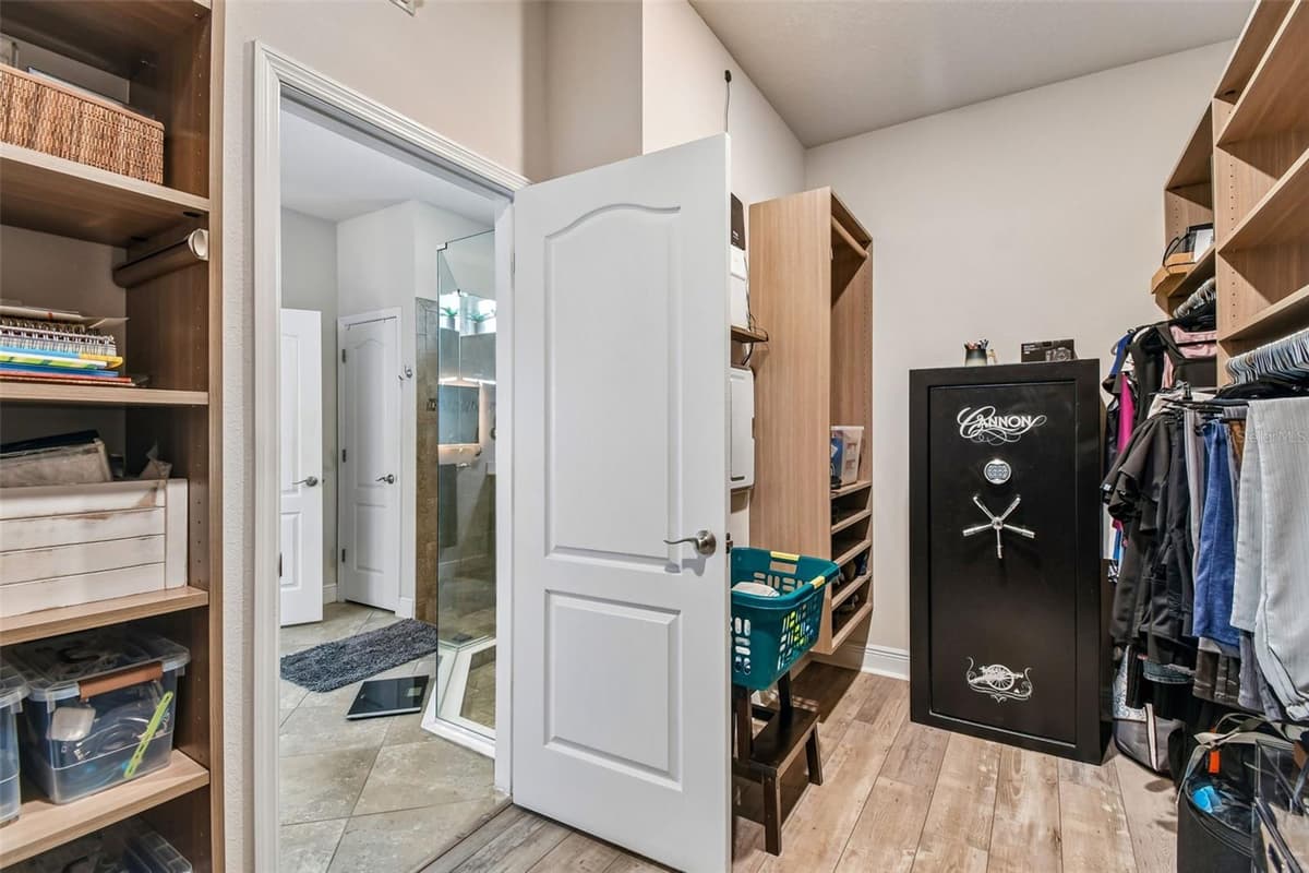 3758 HANWORTH LOOP — photo 27 of 56