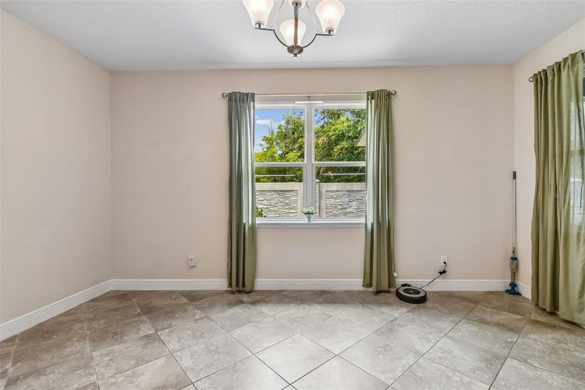 3758 HANWORTH LOOP — photo 32 of 56