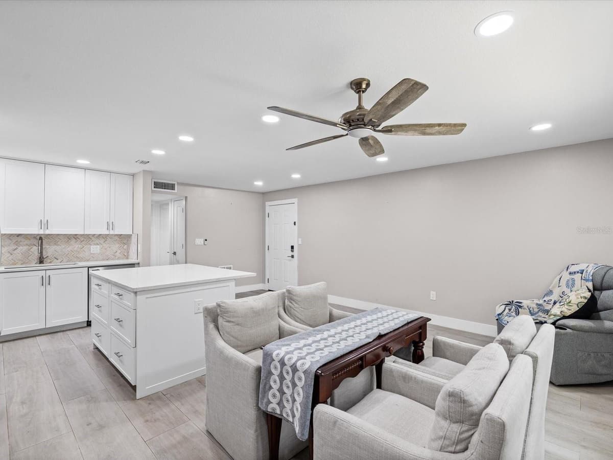 4335 AEGEAN DRIVE — photo 20 of 62