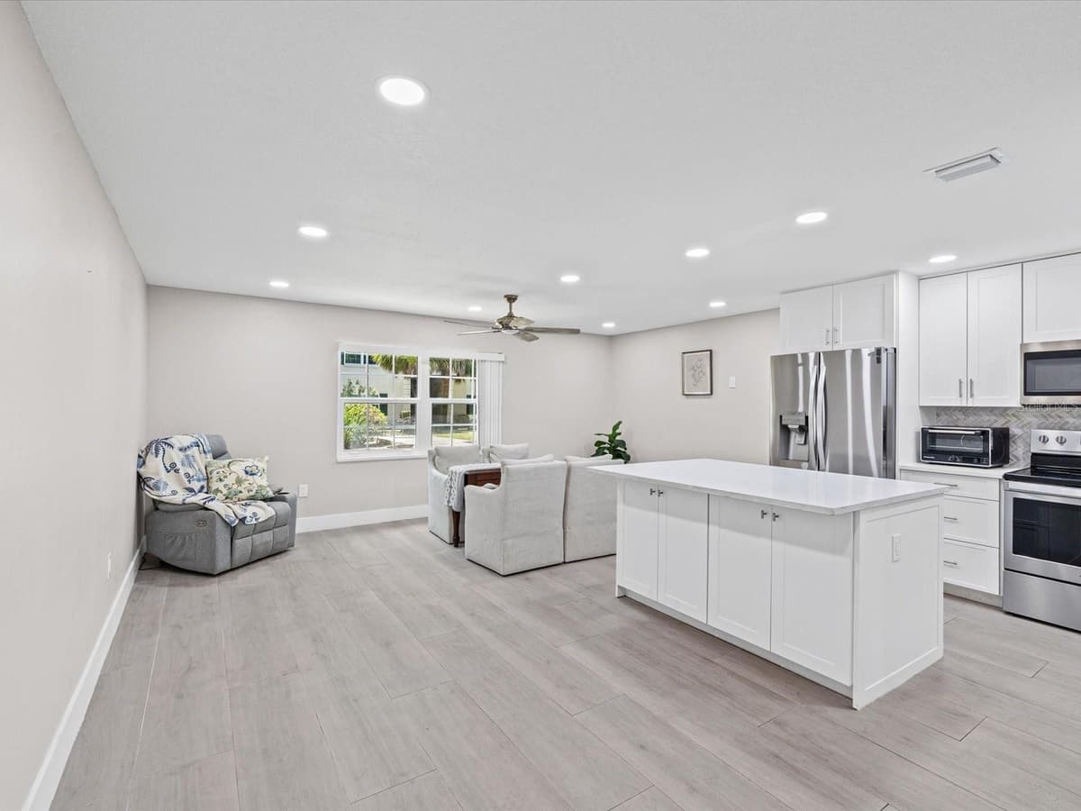 4335 AEGEAN DRIVE — photo 9 of 62