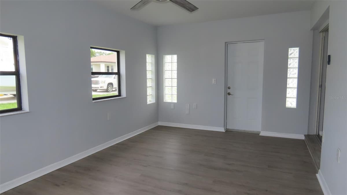 807 NECTAR ROAD — photo 20 of 30