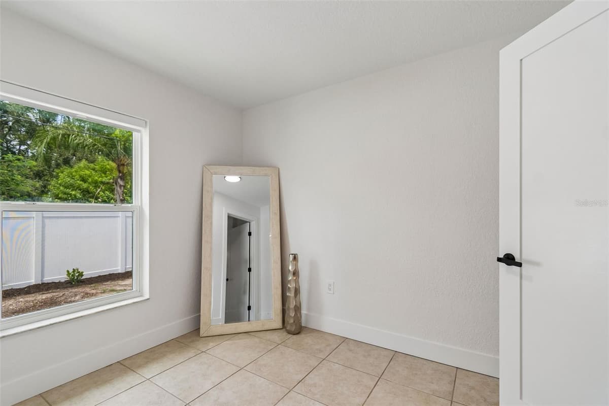 2853 35TH AVENUE — photo 40 of 53