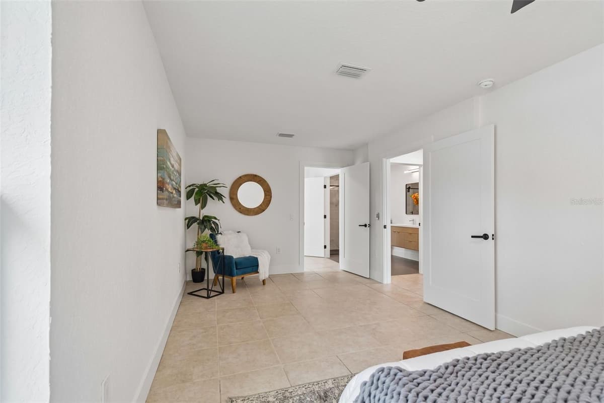 2853 35TH AVENUE — photo 39 of 53