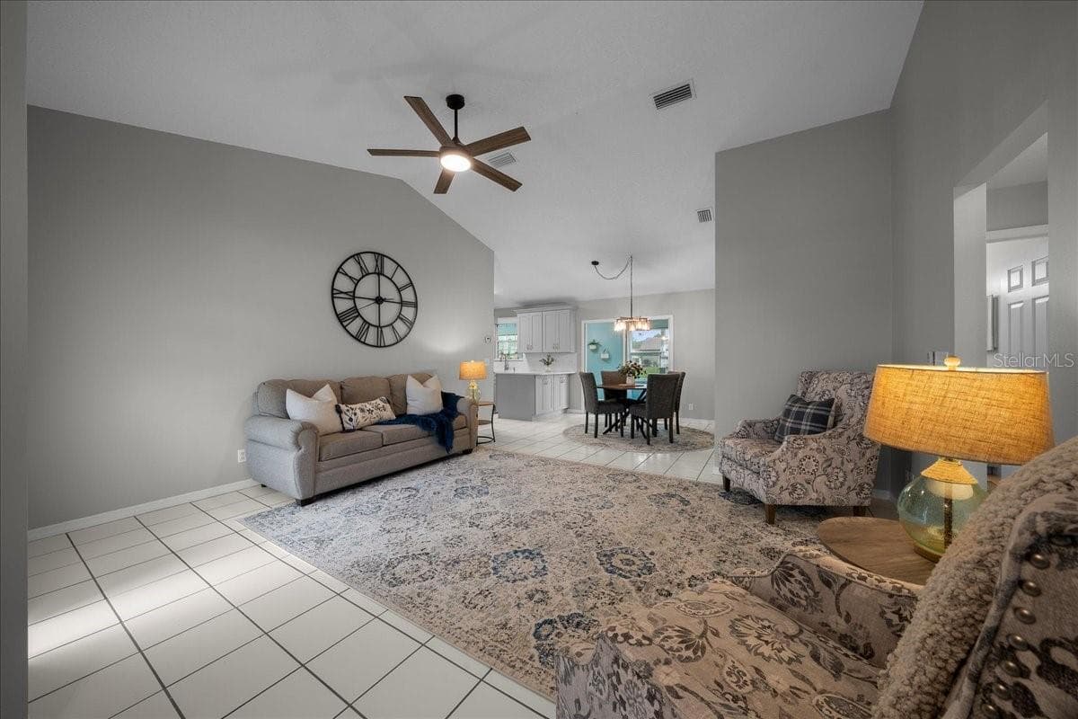 4504 32ND STREET — photo 7 of 52