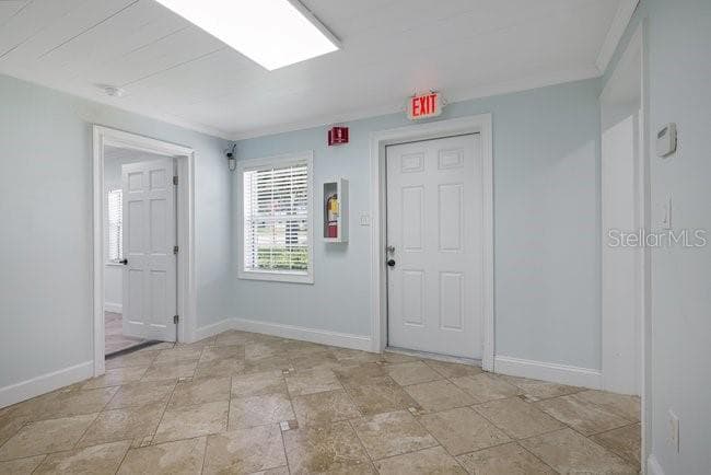 604 SINCLAIR AVENUE — photo 6 of 24