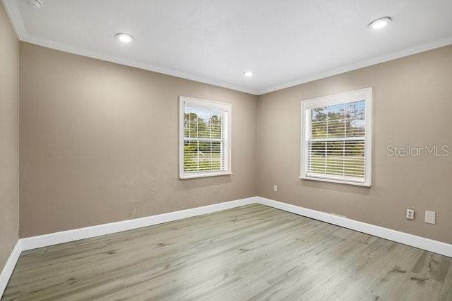604 SINCLAIR AVENUE — photo 17 of 24