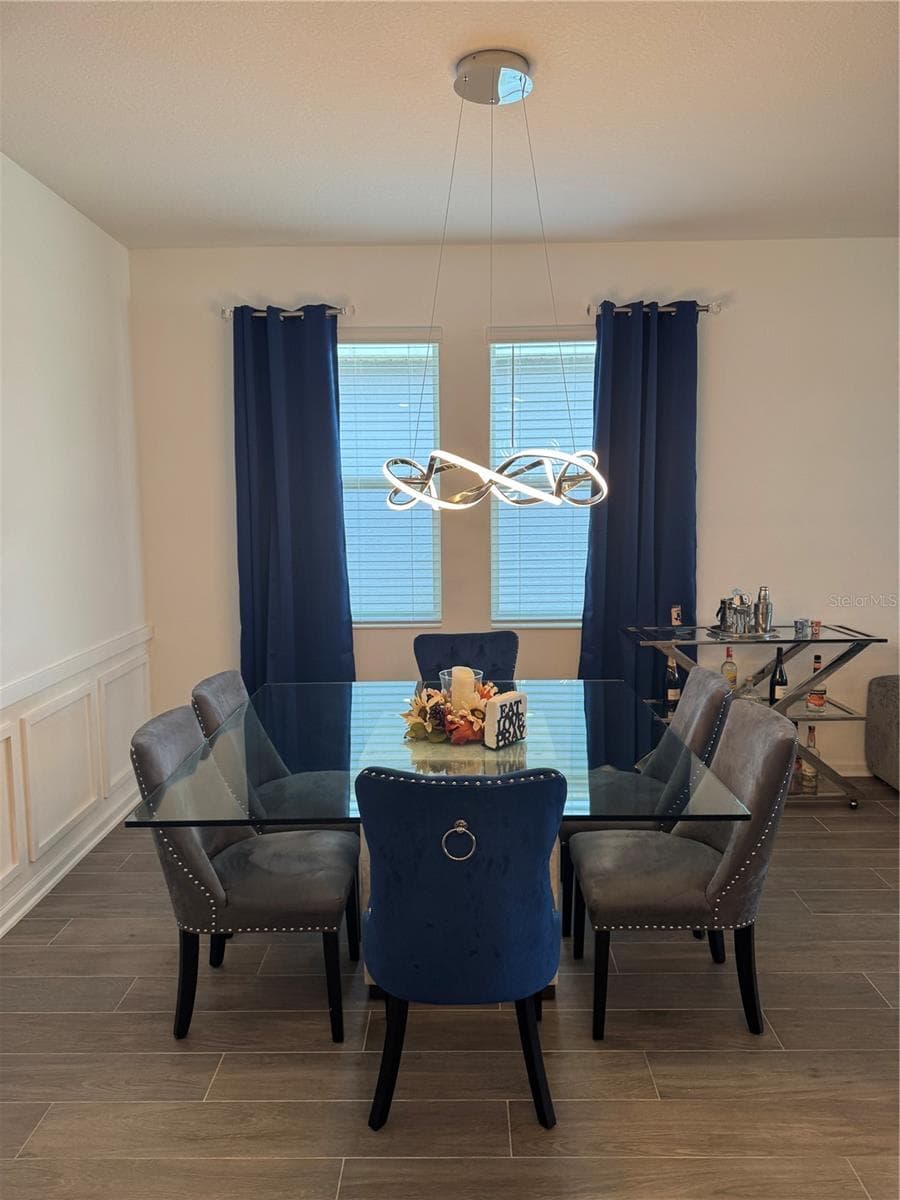 2844 ARMSTRONG AVENUE — photo 4 of 11