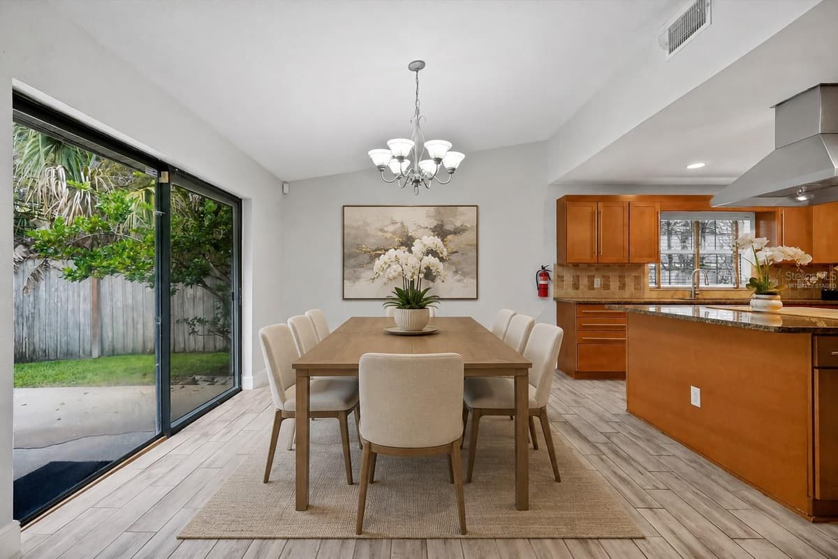 8405 WAIALAE COURT — photo 10 of 35