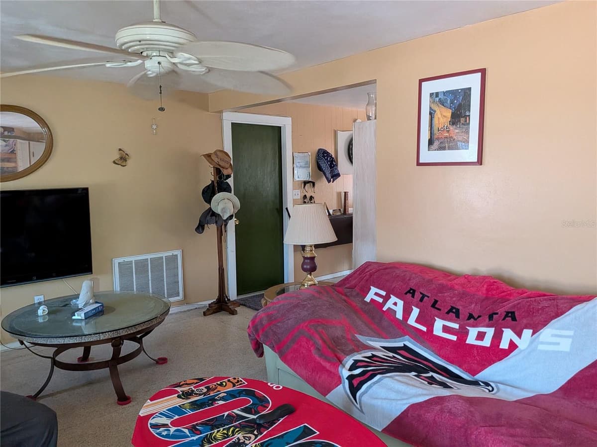 2552 LIMEWOOD DRIVE — photo 6 of 24