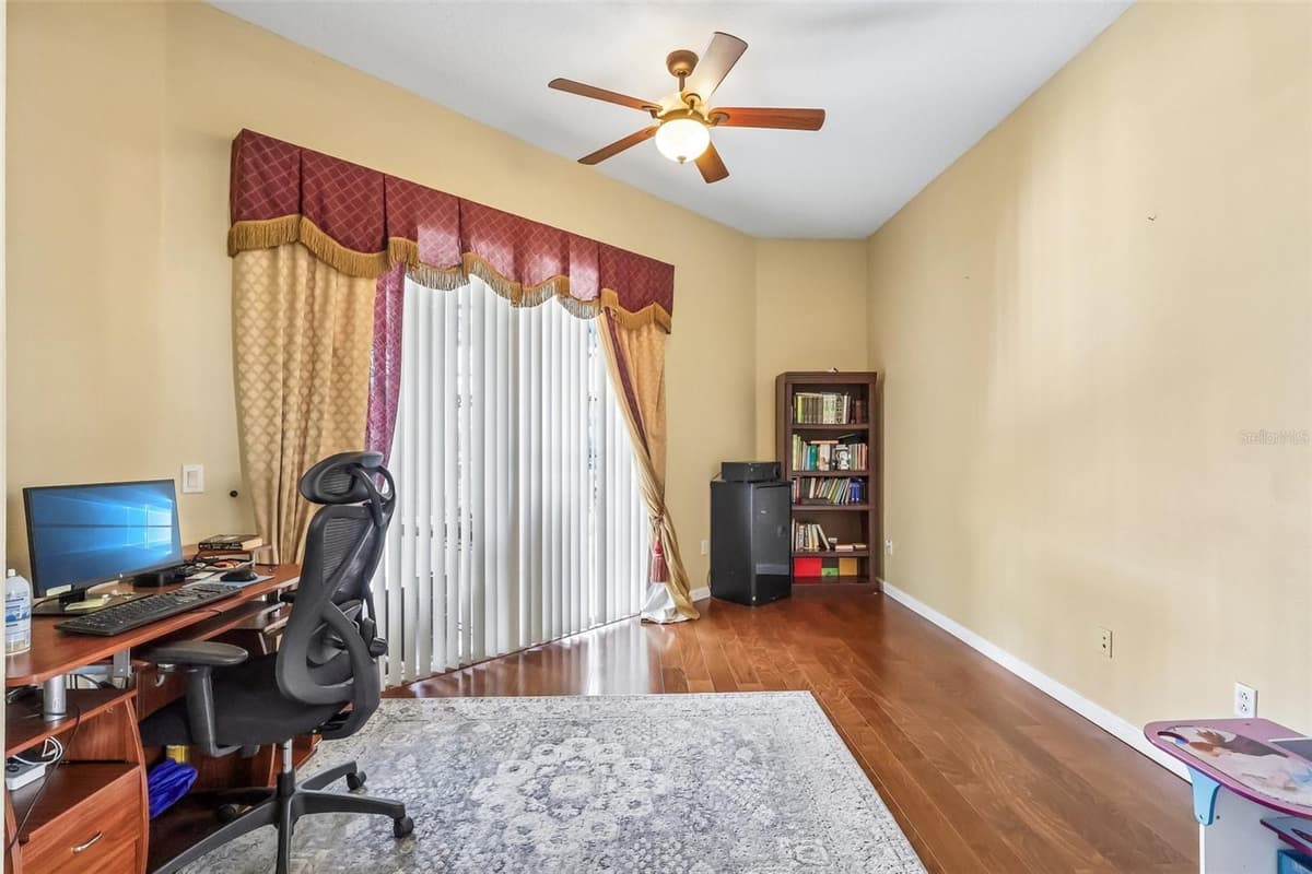 84 BRAELOCK DRIVE — photo 14 of 25