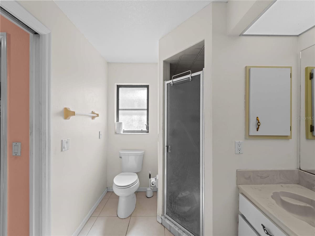 3370 DOVER DRIVE — photo 14 of 40