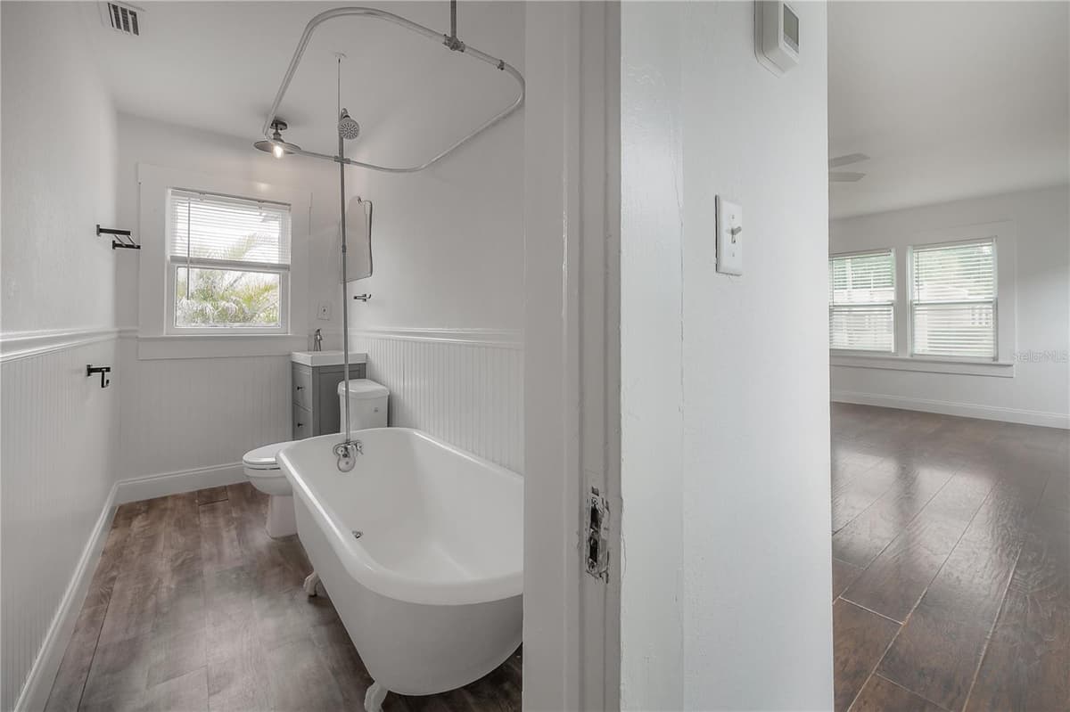 405 CAYUGA STREET — photo 13 of 44