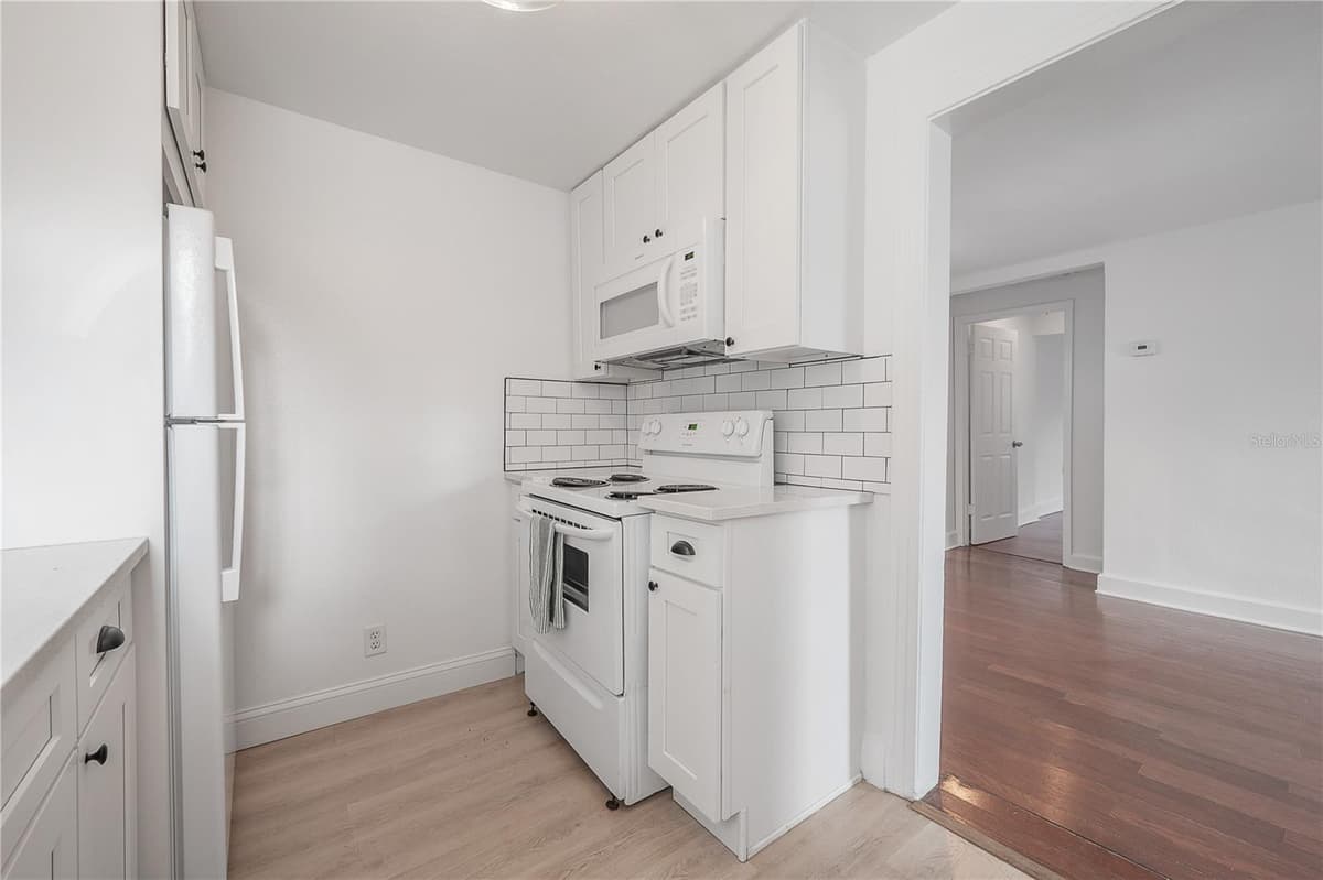 405 CAYUGA STREET — photo 25 of 44