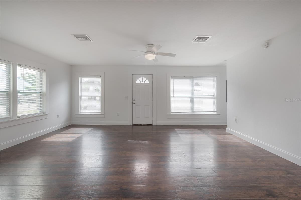 405 CAYUGA STREET — photo 11 of 44