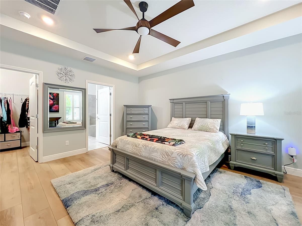 14048 LAKE ABBOTTS DRIVE — photo 8 of 48