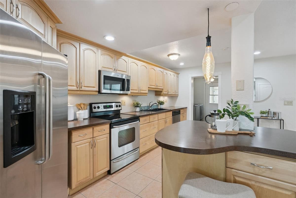 1713 GULFVIEW DRIVE — photo 16 of 63
