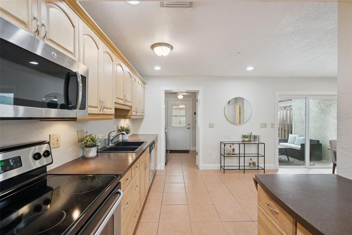 1713 GULFVIEW DRIVE — photo 19 of 63