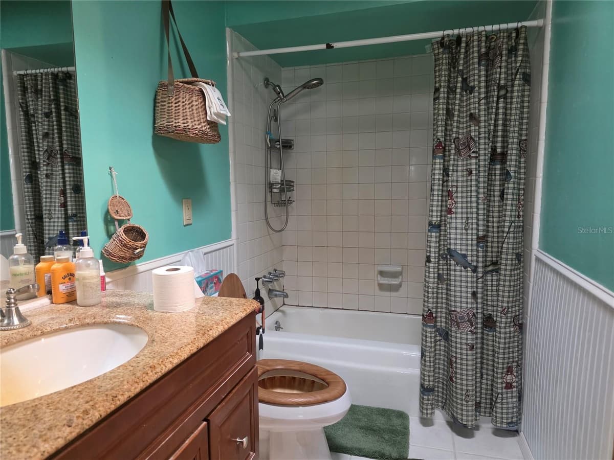 18714 ARBOR DRIVE — photo 6 of 23