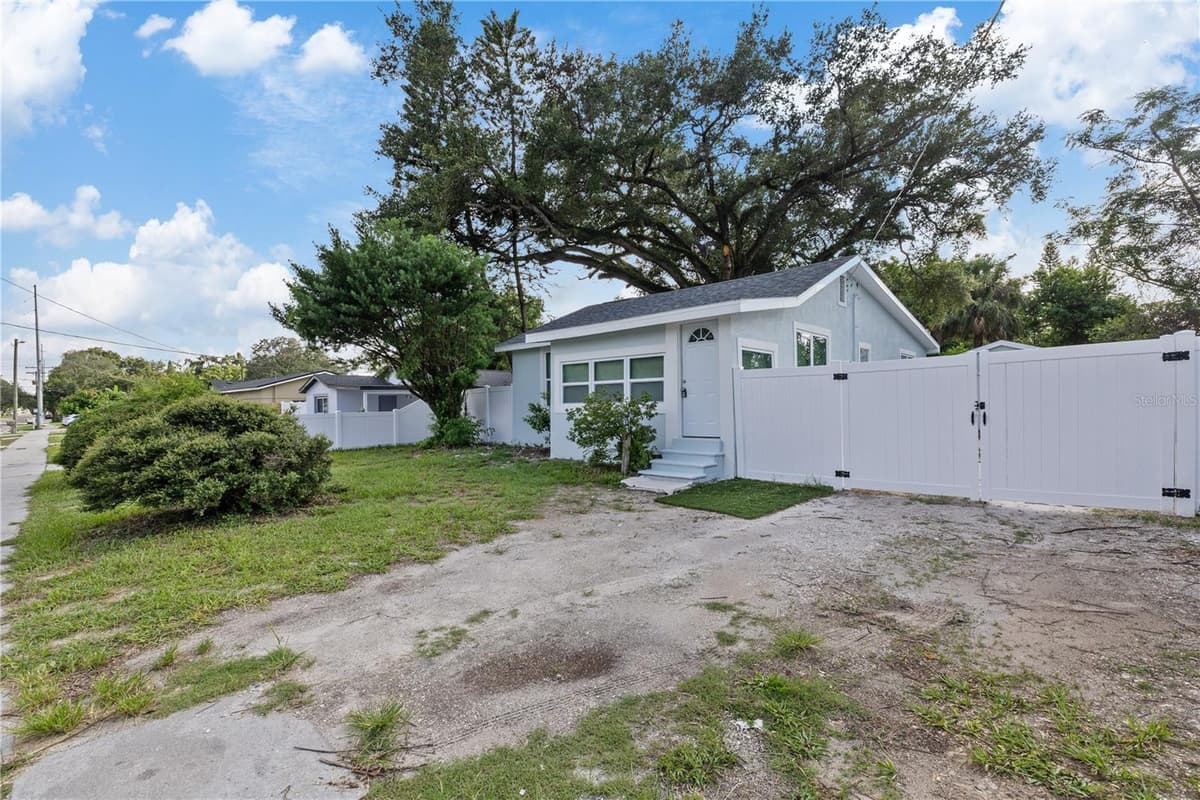 8714 BLVD — photo 3 of 28