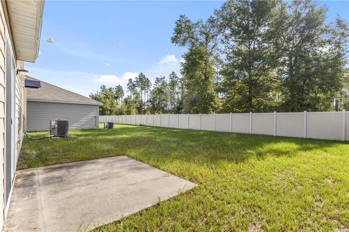 2143 246TH TERRACE — photo 3 of 37