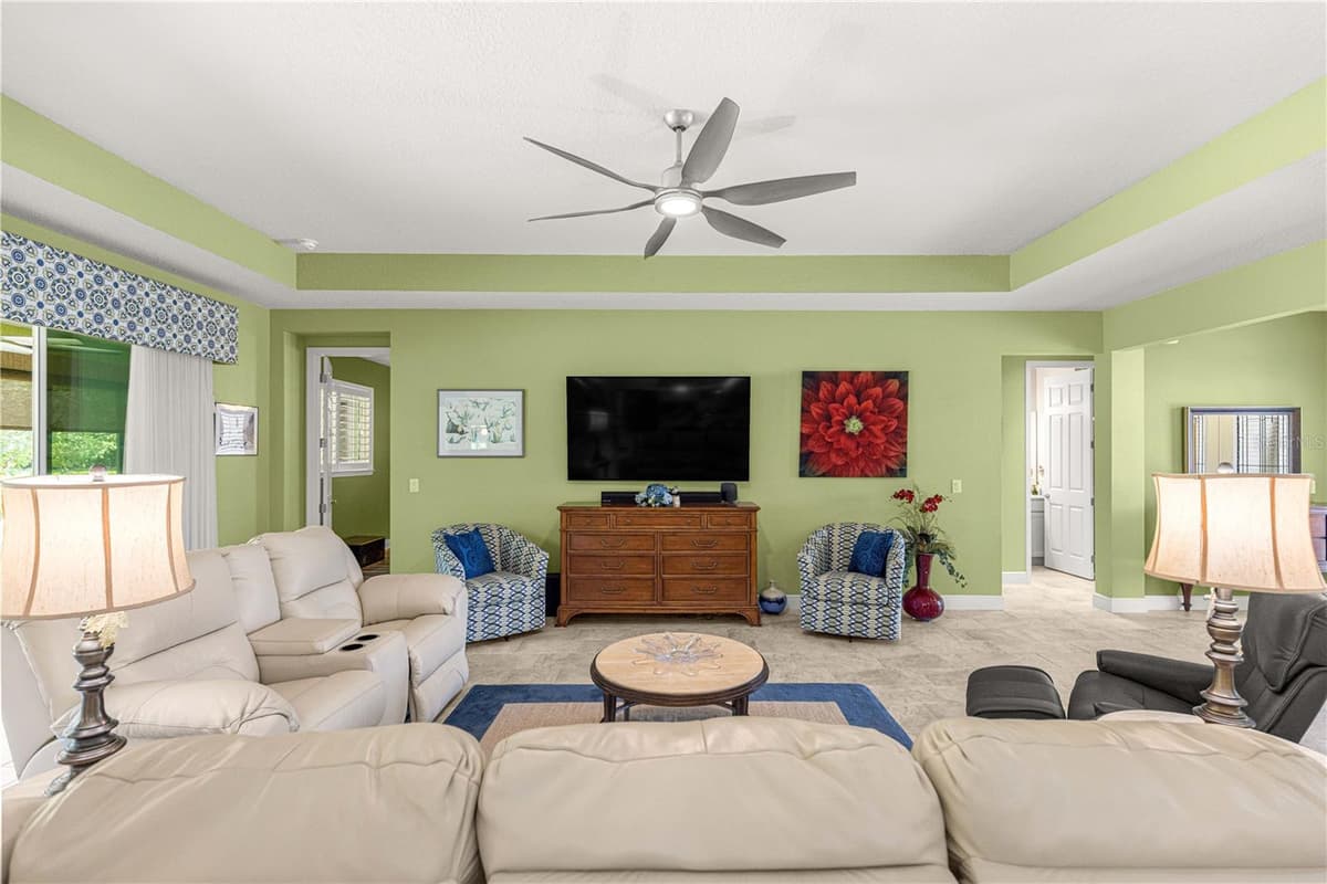 8689 93RD CIRCLE — photo 13 of 57