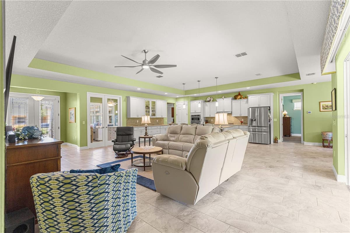 8689 93RD CIRCLE — photo 14 of 57