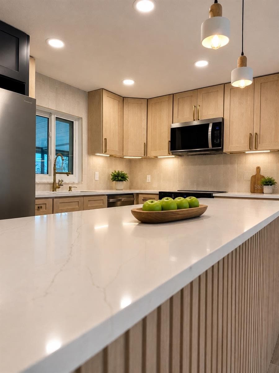 212 DRIFTWOOD PLACE — photo 34 of 61