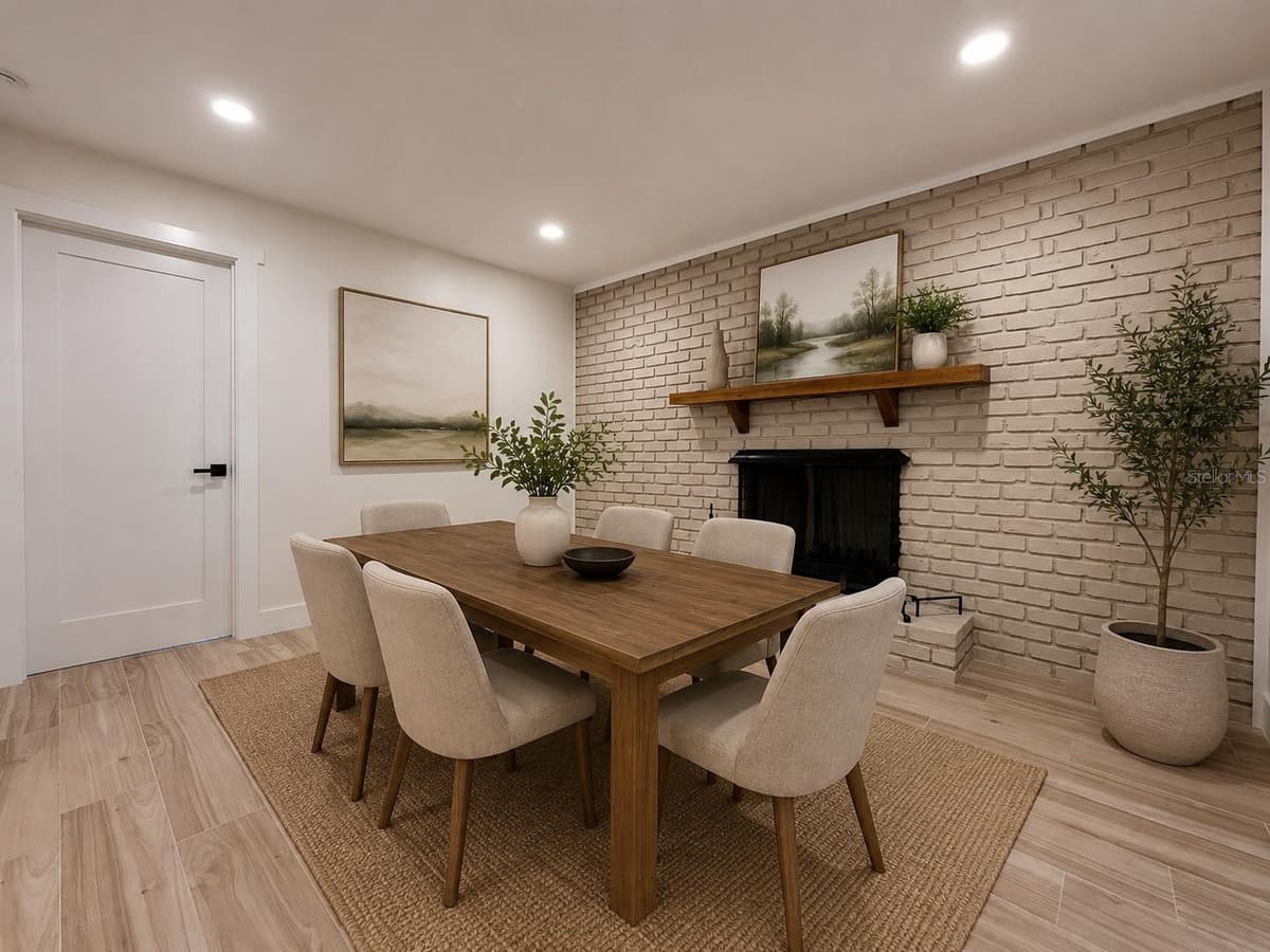 212 DRIFTWOOD PLACE — photo 44 of 61