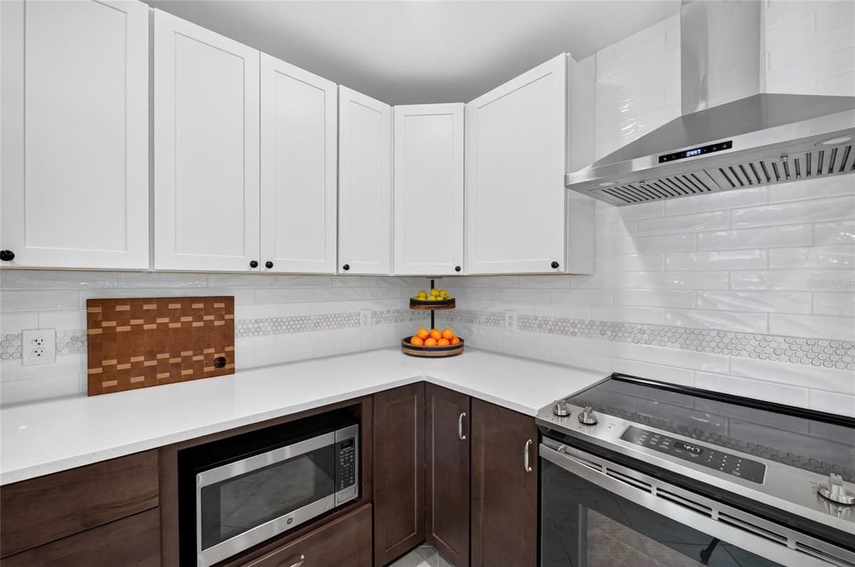 4949 BOSTONIAN LOOP — photo 24 of 63