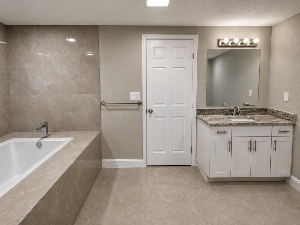 5419 DENVER STREET — photo 9 of 17