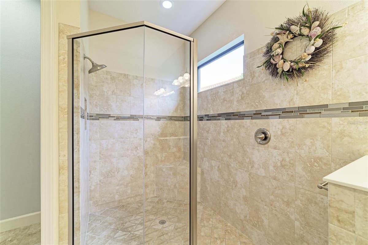 13321 SORRENTO WAY — photo 34 of 80