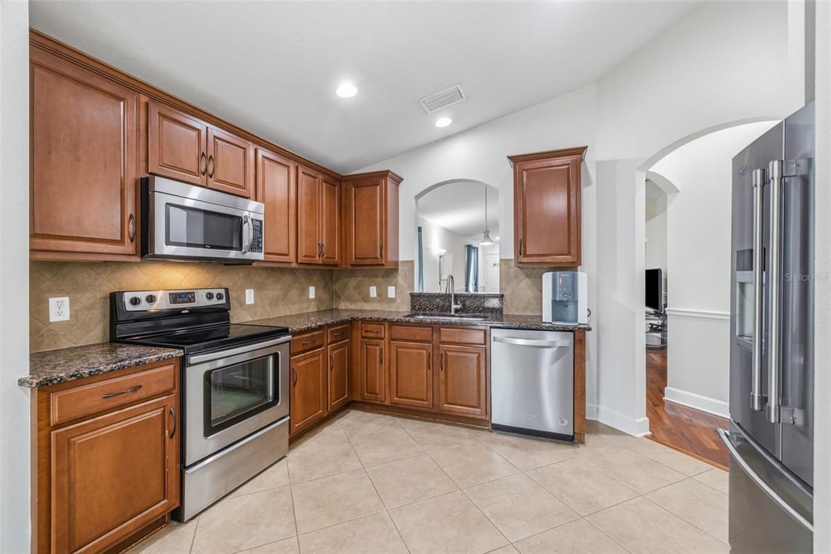 7861 TUSCANY WOODS DRIVE — photo 11 of 45