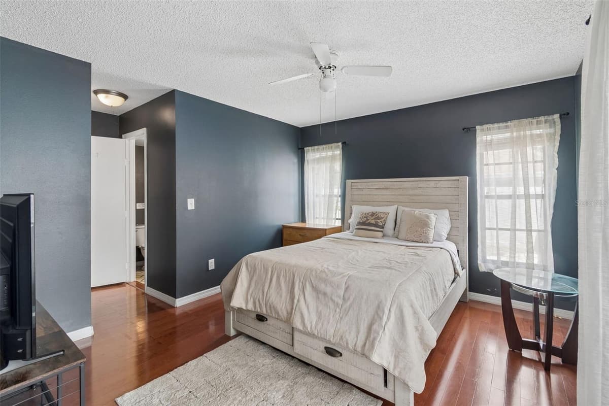 5485 FRIARSWAY DRIVE — photo 14 of 78