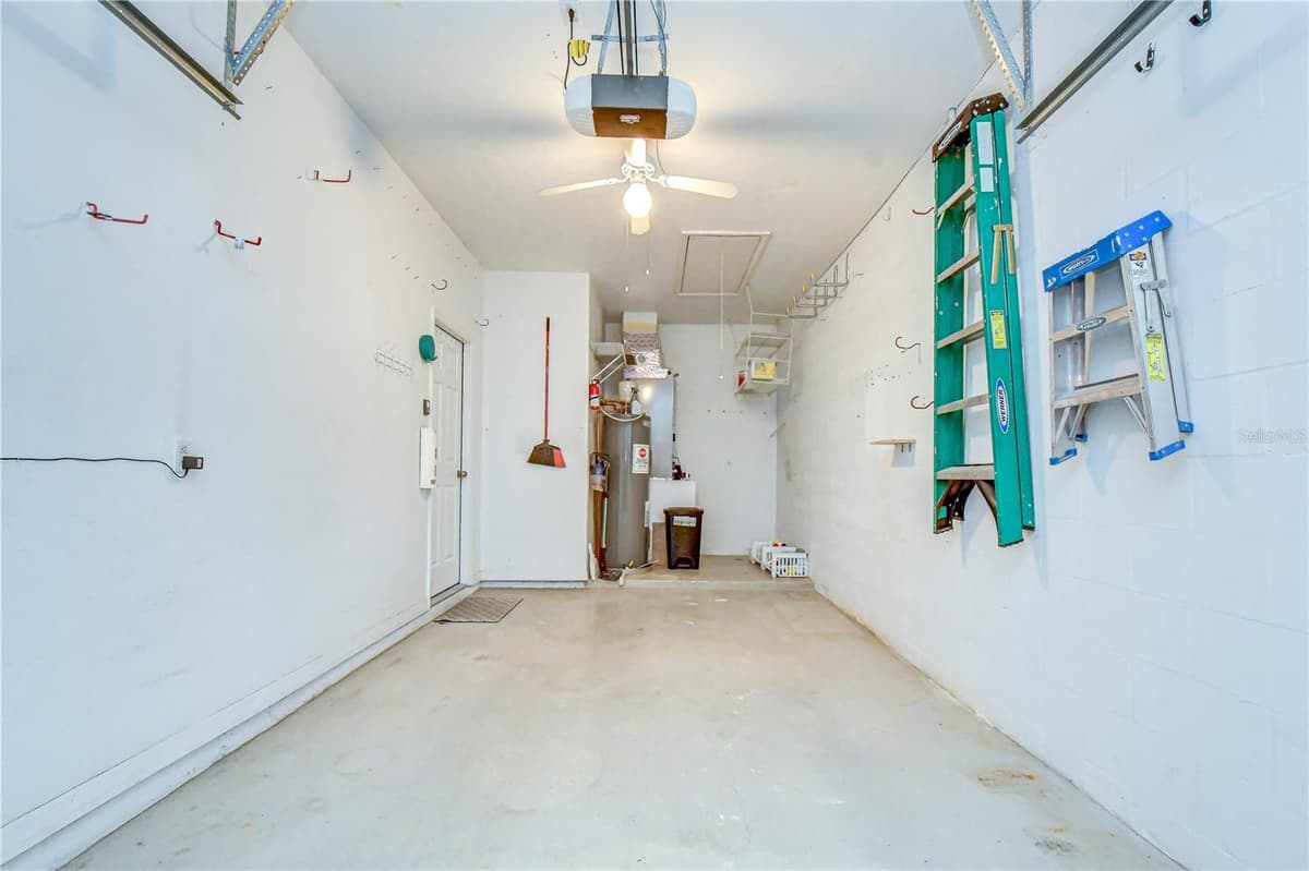 35235 JANINE DRIVE — photo 38 of 52