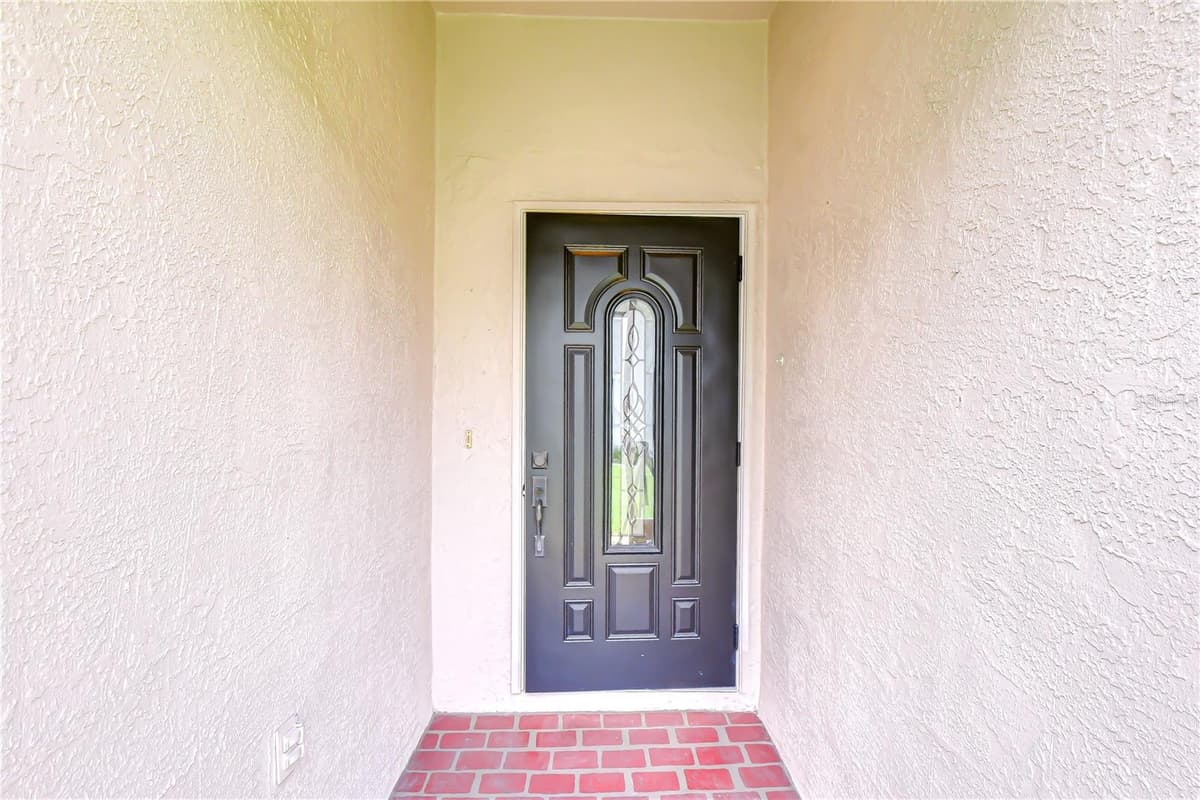 35235 JANINE DRIVE — photo 4 of 52