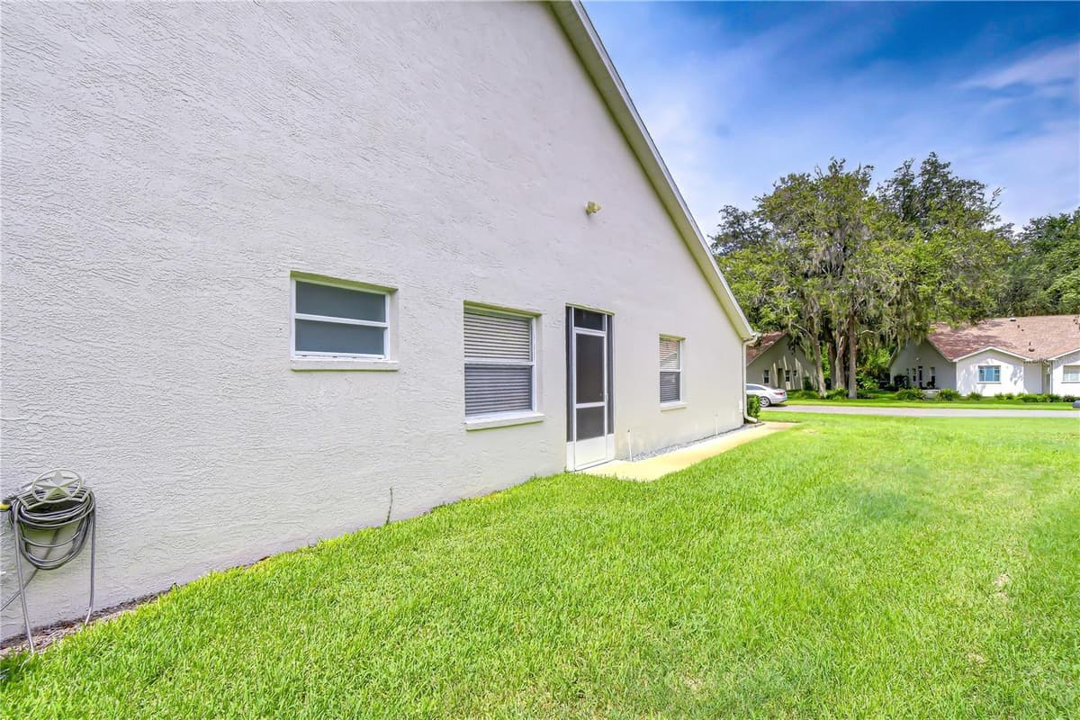 35235 JANINE DRIVE — photo 46 of 52