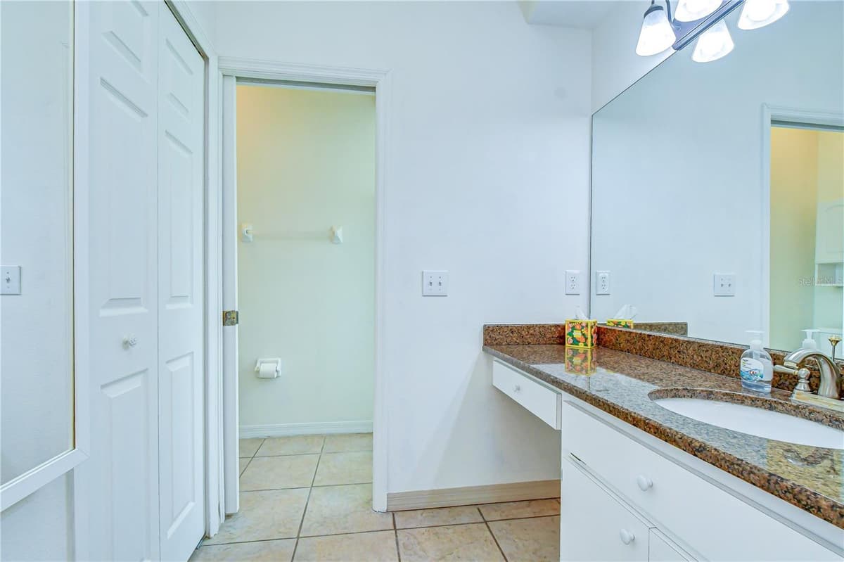 35235 JANINE DRIVE — photo 23 of 52