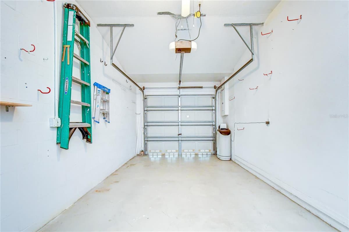 35235 JANINE DRIVE — photo 37 of 52