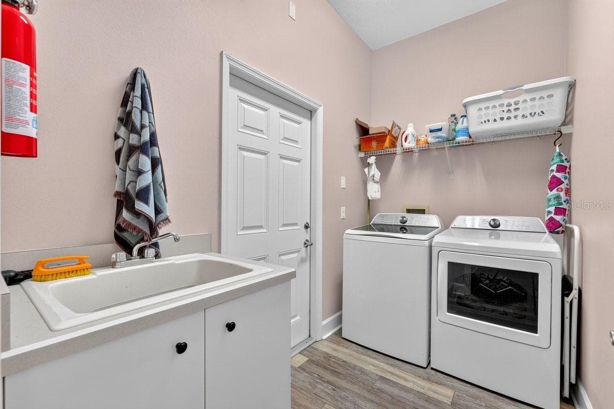 725 SEA DUCK DRIVE — photo 29 of 40
