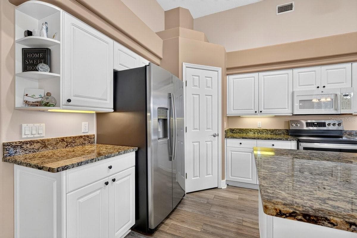 725 SEA DUCK DRIVE — photo 10 of 40