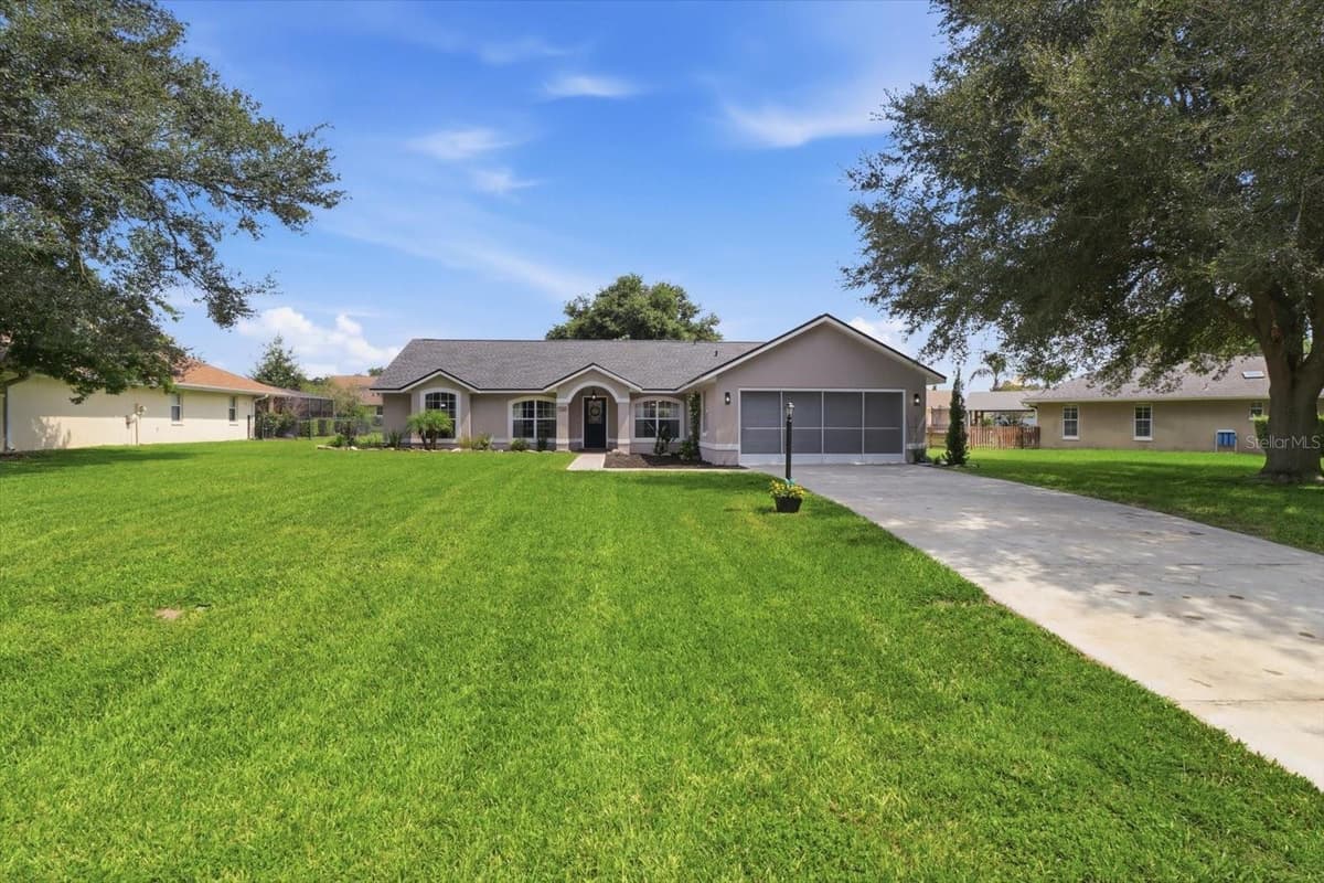 9285 COUNTY ROAD 125B — photo 4 of 47