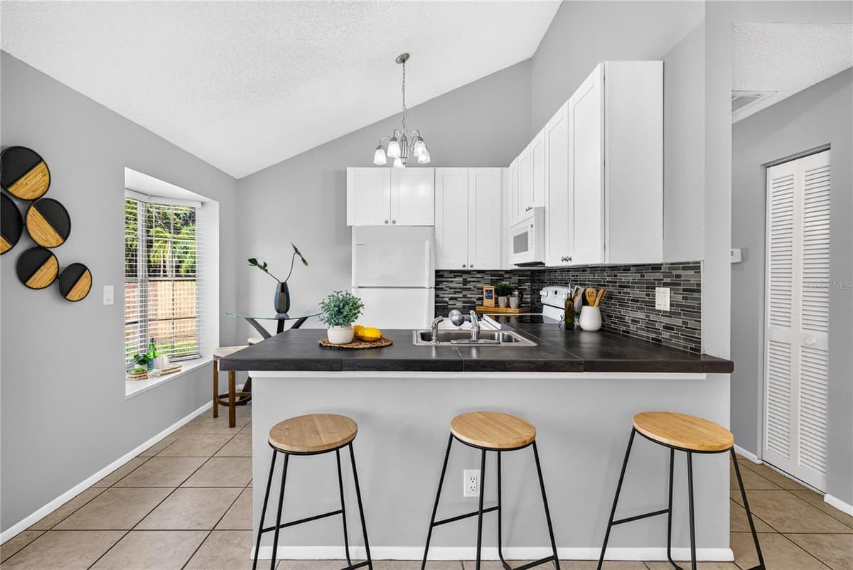 3610 SAMMY COURT — photo 12 of 45